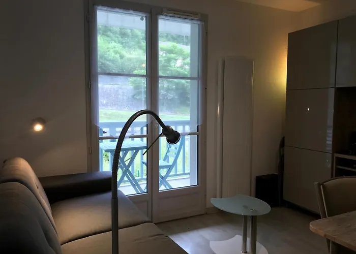 T2 +Alcove, Recent 4/5 Pers. Parking. Balcon. Wifi
