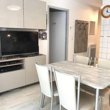 T2 +Alcove, Recent 4/5 Pers. Parking. Balcon. Wifi Apartment Cauterets Exterior photo