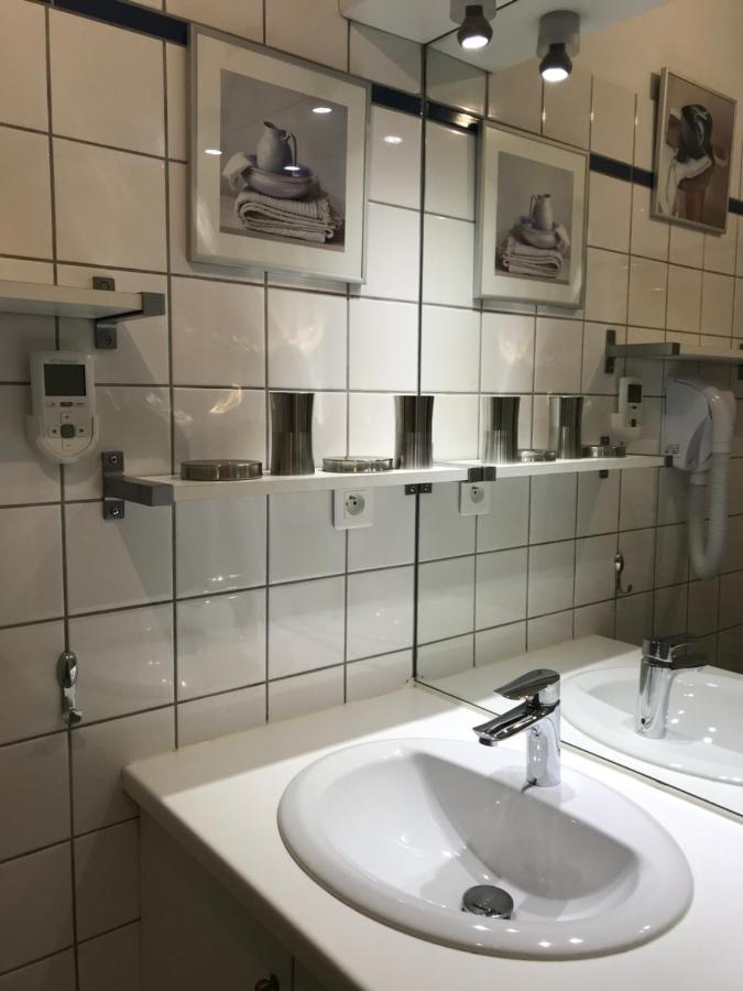 T2 +alcove, Recent 4/5 Pers. Parking. Balcon. Wifi * Cauterets